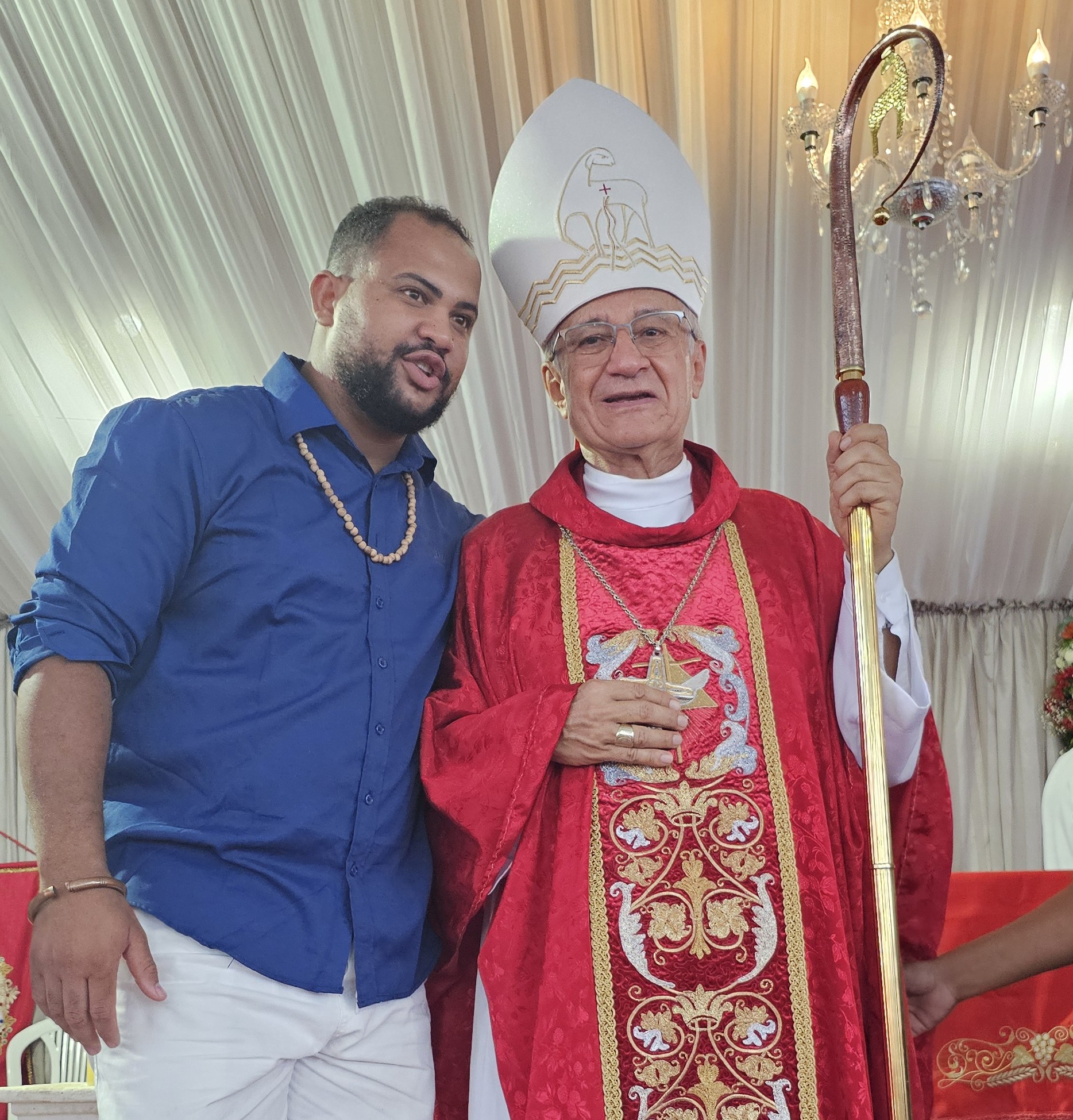 Taperoá se Despede de Padre Gonçalo em Festa de São Brás marcada por fé, emoção e presença de Dom Juraci e Taata Luangomina