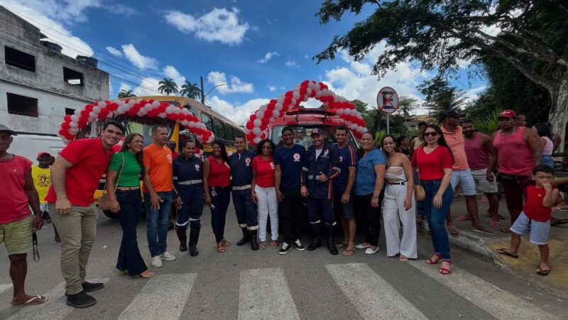 Mutuípe comemora avanços na saúde e educação com novas ambulância e ônibus escolar